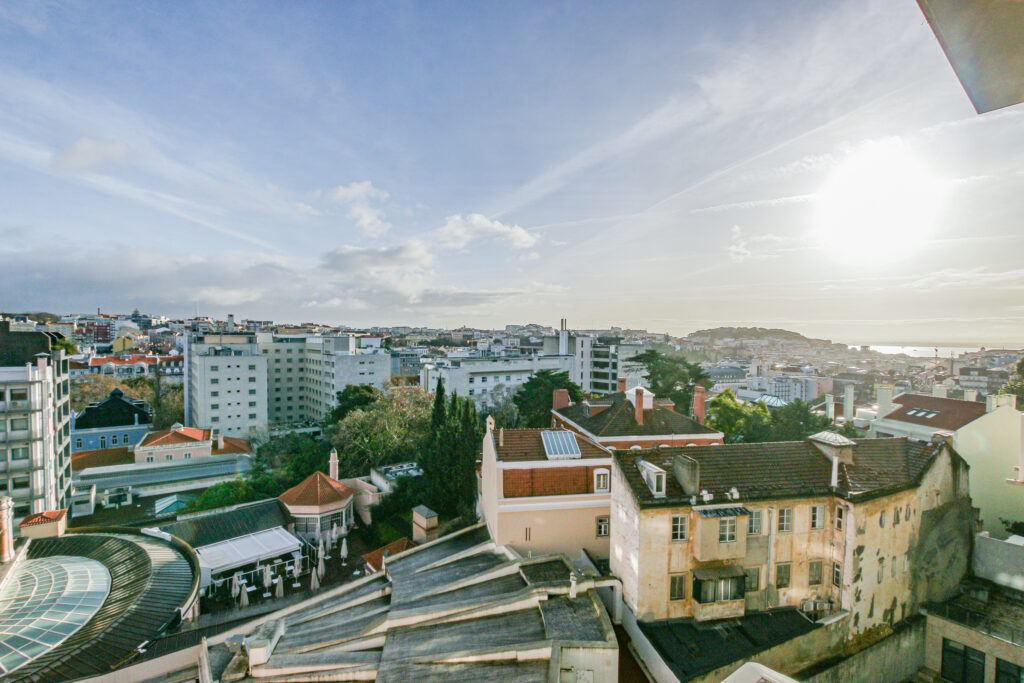 Vista sobre Lisboa a partir da Giraldo Works, na Rua Castilho